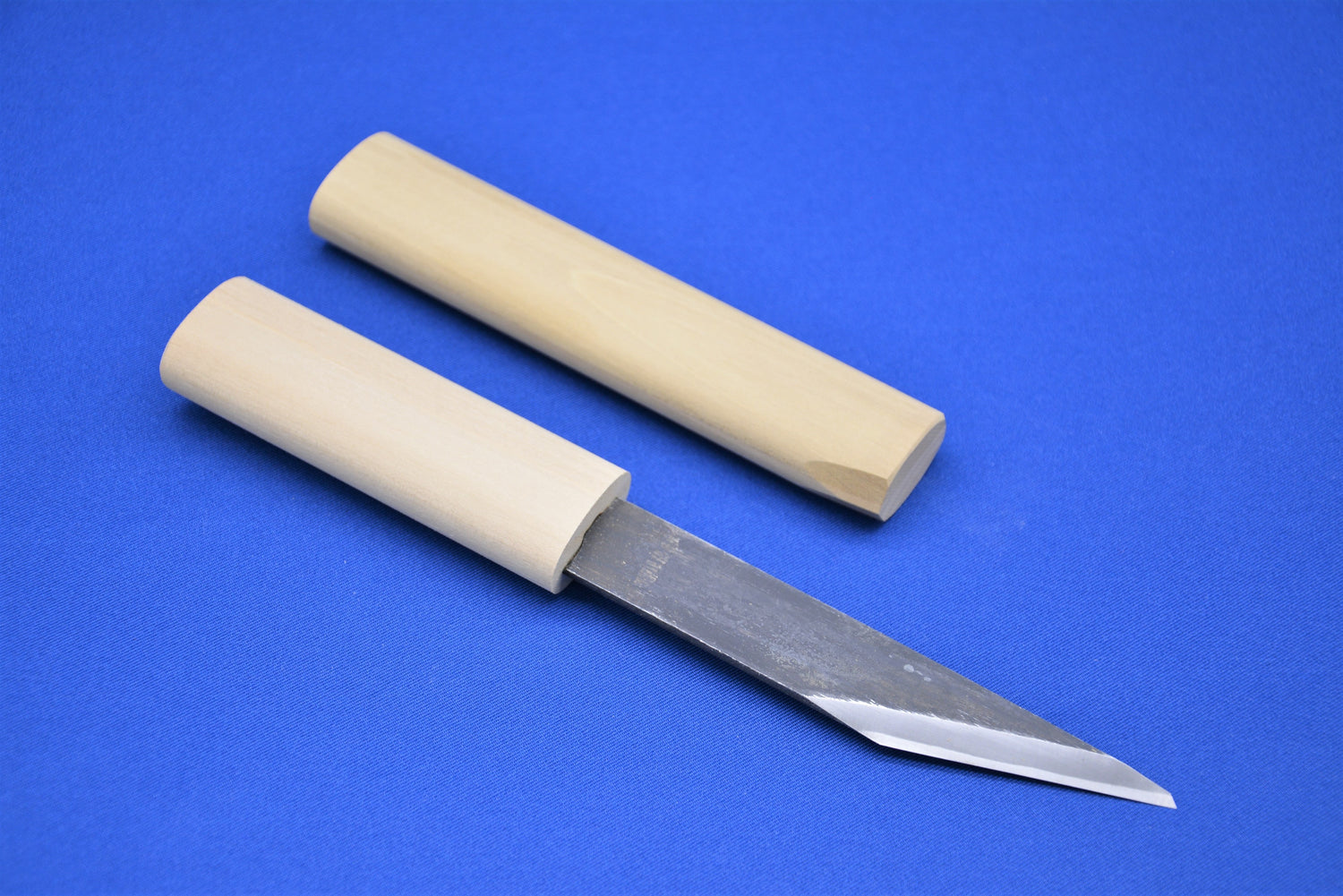 Knives ショップには載ってない